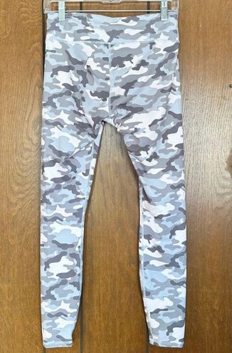 Fabletics Powerhold 7/8 Camo Legging Multiple - $25 (63% Off Retail) - From  Tyra