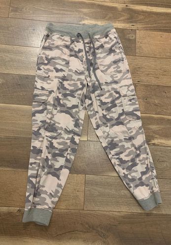 American Eagle Camouflage Cargo Pants  Mercari