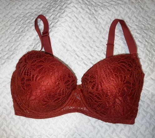 Daisy Fuentes Lace Bra Size 38 D - $13 (59% Off Retail) - From brooke