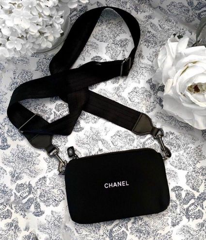 Chanel Black Quilted Lambskin Toiletry Pouch Cosmetic Bag 295cas513