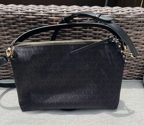 Michael Kors Shailene Shouider Bag