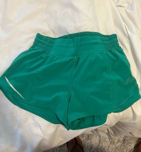 Lululemon Hotty Hot Short High-Rise 2.5” kelly green Size 4 - $45