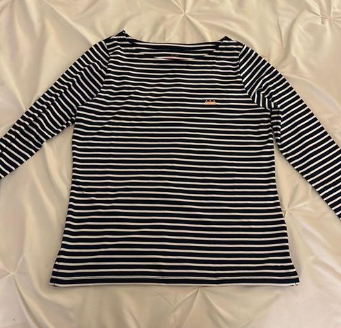 Vineyard Vines x Pink Whitney Ski Lodge L/S Pocket Tee – Barstool Sports