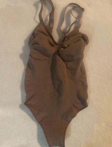 SKIMS UMBER Sculpting Thong Bodysuit Tan Size XS - $41 (39% Off Retail) -  From Alyssa