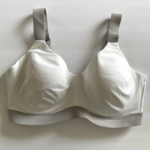 Natori Bra Womens 38DDD White Grey Dynamic Convertible Contour Sports New  NWT Size undefined - $41 New With Tags - From Kristen