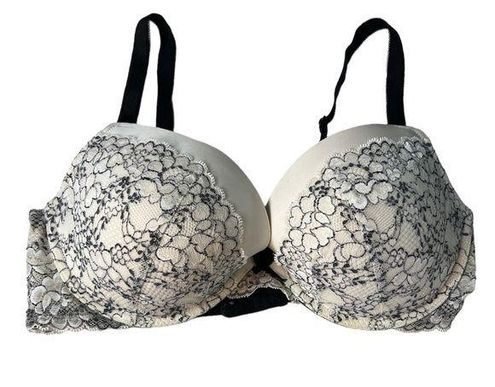 Victoria's Secret Dream Angels VINTAGE Padded Push-up bling bra 38D (N1)  Size undefined - $25 - From Isabel