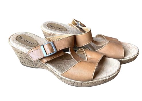 Bjorndal Women's 11 Tan Leather Upper Cushioned Insole Wedge Sandals - $32 - From Tanya