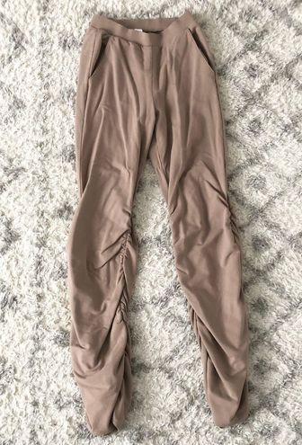 Alo Yoga Ruched Soft Sculpt Pant Taupe XS Tan - $108 - From Julie