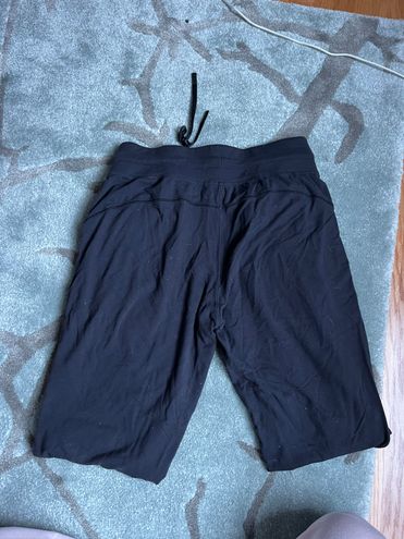 Lululemon Joggers Black Size 6 - $40 (66% Off Retail) - From Megan