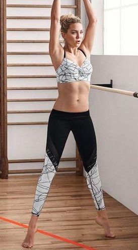 Fabletics Mid-Rise Mesh Powerhold Legging Size XXS - $22 - From Amy