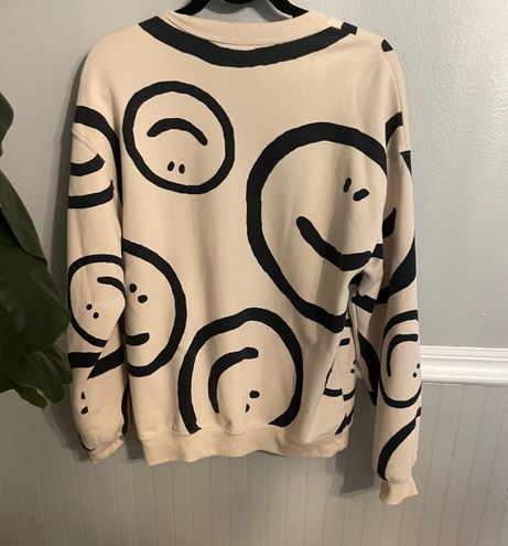 NWT Wild Fable Smily Face Oversized Sweatshirt Unisex