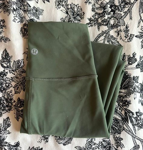 Lululemon Wunder Train High-Rise 25” Tight Green Size 0 - $35 (50