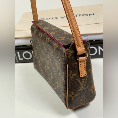 Louis Vuitton Authentic Recital Handbag Monogram Canvas Brown - $914 - From  Wanwalee