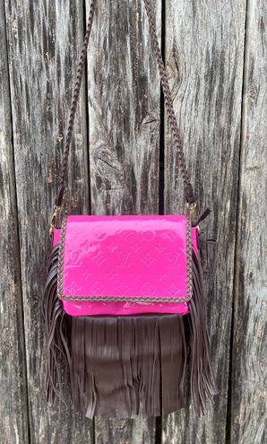 Louis Vuitton, Bags, Louis Vuitton Fuchsia Magenta Vernis Sarah Wallet  Barbie Pink Monogram