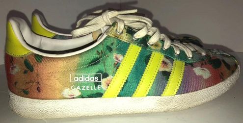 caja registradora herramienta agricultores Adidas Originals Gazelle Og Wc Farm Womens Flower Print Multiple Size 6 -  $30 (62% Off Retail) - From Rachel