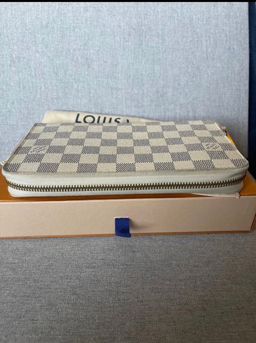 Louis Vuitton Organizer Wallet White - $575 (35% Off Retail) - From NorB