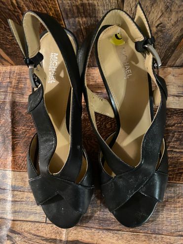 Michael Kors Becky Cross Strap dress sandals. Black leather size 9M 4 inch  heel - $34 - From Hilda