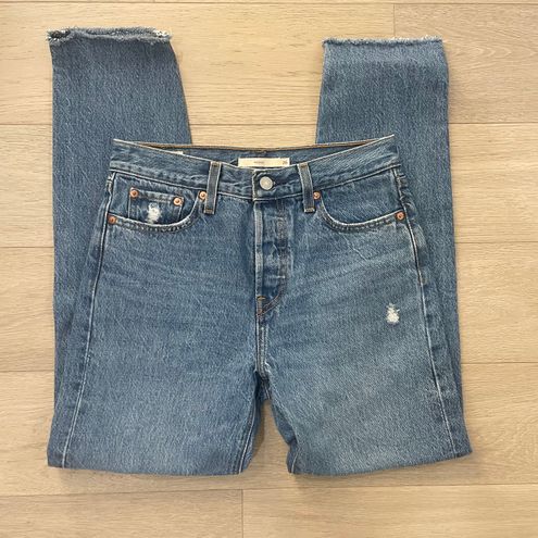 Levi's Wedgie Straight Raw Hem Distressed Jeans Blue Size 26 - $60 (38% Off  Retail) - From Hunter