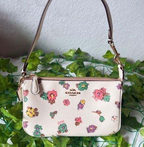 Coach Outlet Nolita 19 With Spaced Floral Field Print