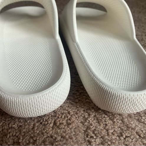 PINK - Victoria's Secret Victoria's Secret PINK pillow slides new size M  White - $24 (20% Off Retail) - From Janis