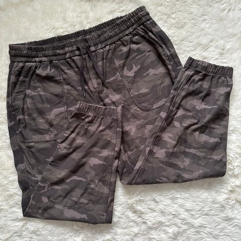 Athleta Pants Farallon Jogger Pull On Camo Green 18 - $49 - From Vee