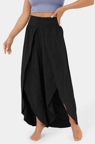 Halara NWT High Waisted Elastic Waistband Casual Joggers Black