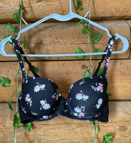 Secret Treasures, Intimates & Sleepwear, 34b Bra