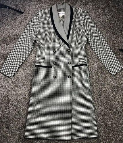 Danny & Nicole Vintage Black Cream Houndstooth Coat Size 10 - $33 - From  Emma