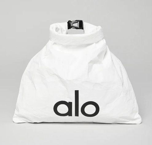 Keep It Dry Fitness Bag in White by Alo Yoga - International