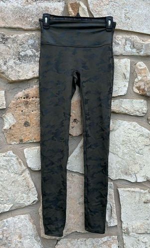 SPANX camo leggings size medium