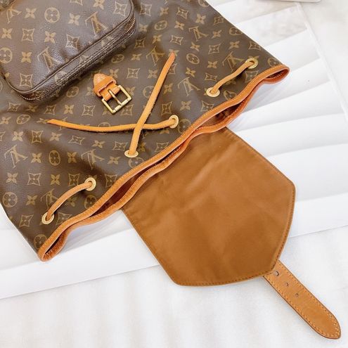 Louis Vuitton %Authentic Montsouris monogram Backpack GM - $1499 - From Uta