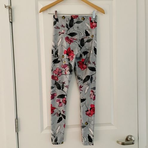 Athleta Ultra High Rise Elation Tight Iris Floral Grey Size XS - $40 - From  Caroline