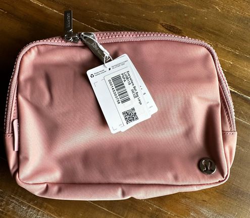 LULULEMON Everywhere Belt Bag Pink Pastel