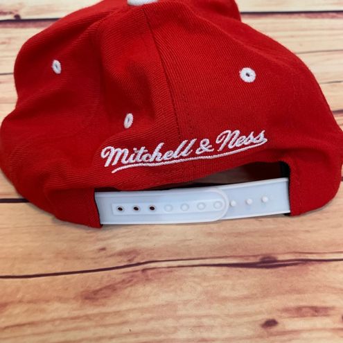 Detroit RED WINGS NHL Intl033 Mitchell & Ness Cap