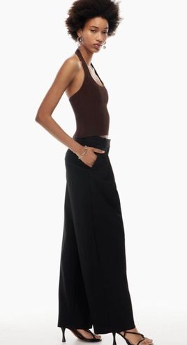 Babaton SCULPT KNIT BACKLESS HALTER TOP