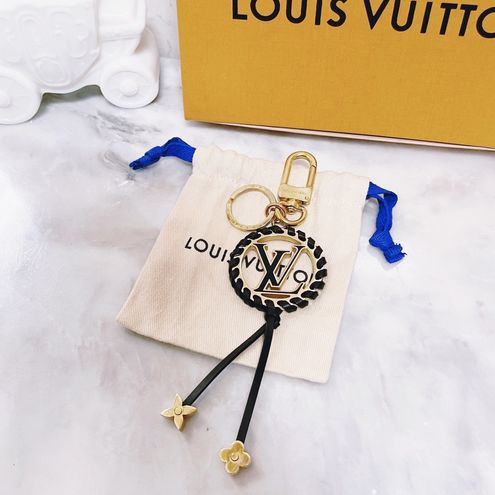 Louis Vuitton Authentic Dreamcatcher Very LV Bag Charm - $528 - From  SAMANTHA