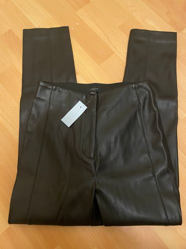 Ann Taylor The Petite Audrey Pant in Faux Leather Black Size 2P