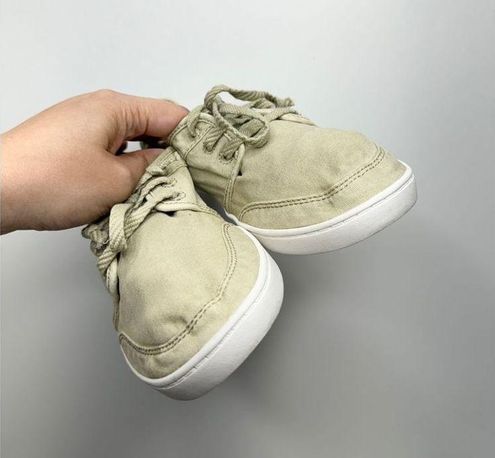Sanuk Shoes Womens Size 6 Tan Vee K Shawn Sneakers Lace Up Canvas Booties -  $25 - From Brenda