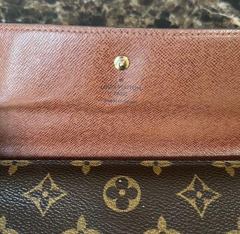 Louis Vuitton Monogram Pochette Passeport Vintage Trifold Wallet WOC Brown  - $380 (70% Off Retail) - From Ella