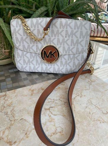 Michael Kors Fulton Signiture Flap Gusset Crossbody Handbag