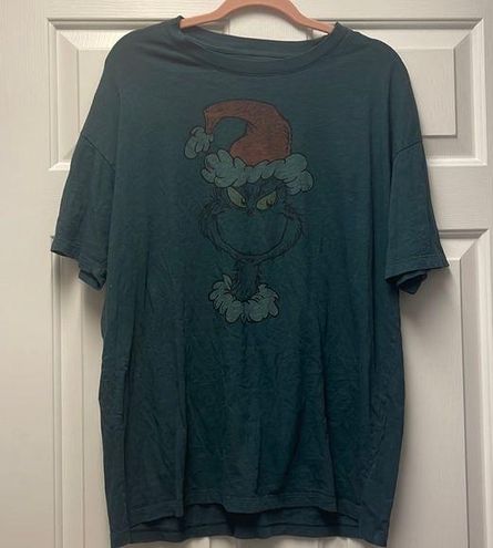 AE Oversized Grinch Graphic Tee