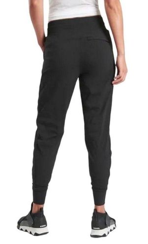 Athleta Trekkie North Jogger In Black Size 6 Petite 405726 - $44