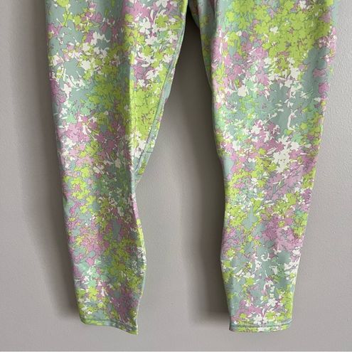 Fabletics Women's Define Powerhold High Waisted 7/8 Leggings Size Large -  $27 - From Dalila