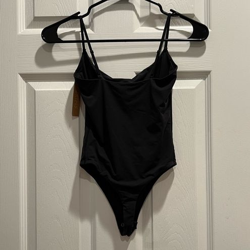 SKIMS FITS EVERYBODY CAMI BODYSUIT ONYX SMALL Black - $48 New With Tags -  From Vanilla