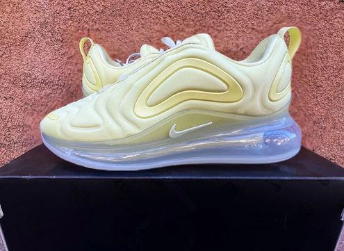 air max 720 size 7
