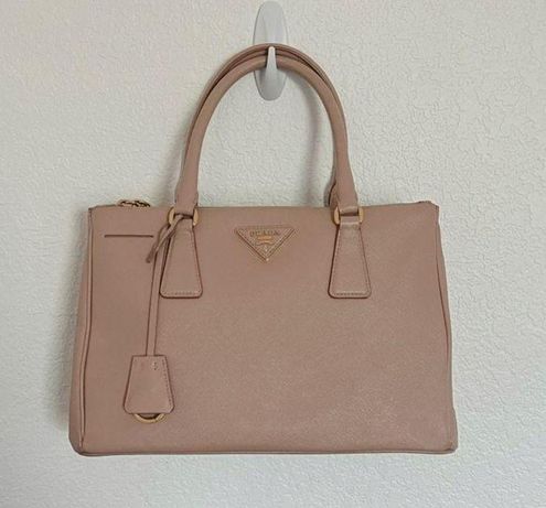 Prada Pre-owned Leather Shoulder Bag