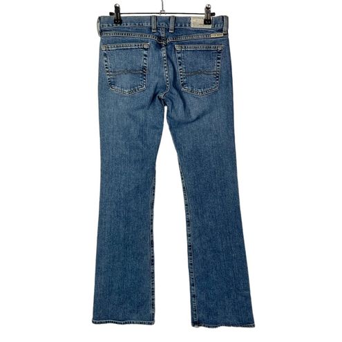 Lucky Brand Y2K Medium Wash Mid Rise Flare Jeans 4 - $32