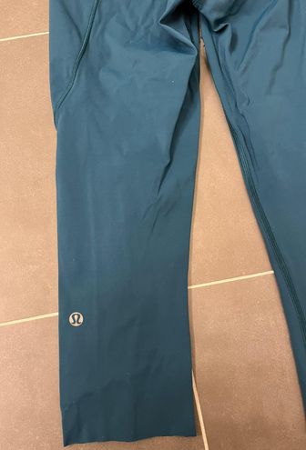 Lululemon Fast and Free 23 inch Green Size 4 - $40 (68% Off Retail) - From  Alyssa