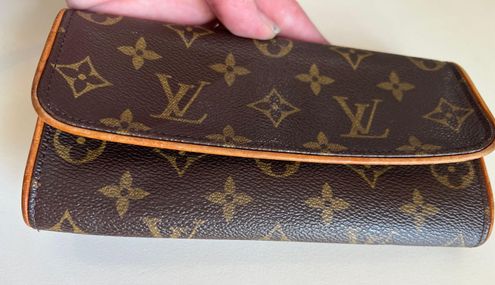 Louis Vuitton Twin Pochette Pm - $435 - From Fancy