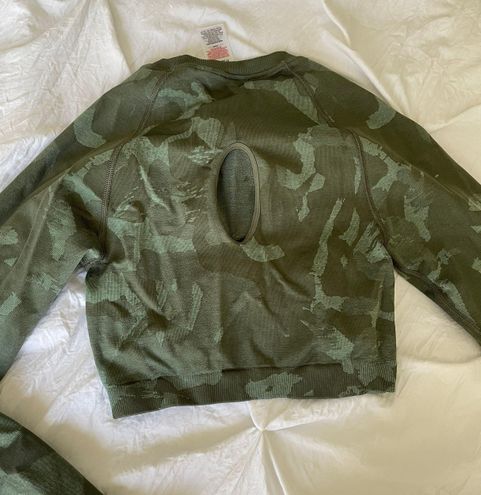 Gymshark Adapt Camo Seamless Long Sleeve Crop Top - Green